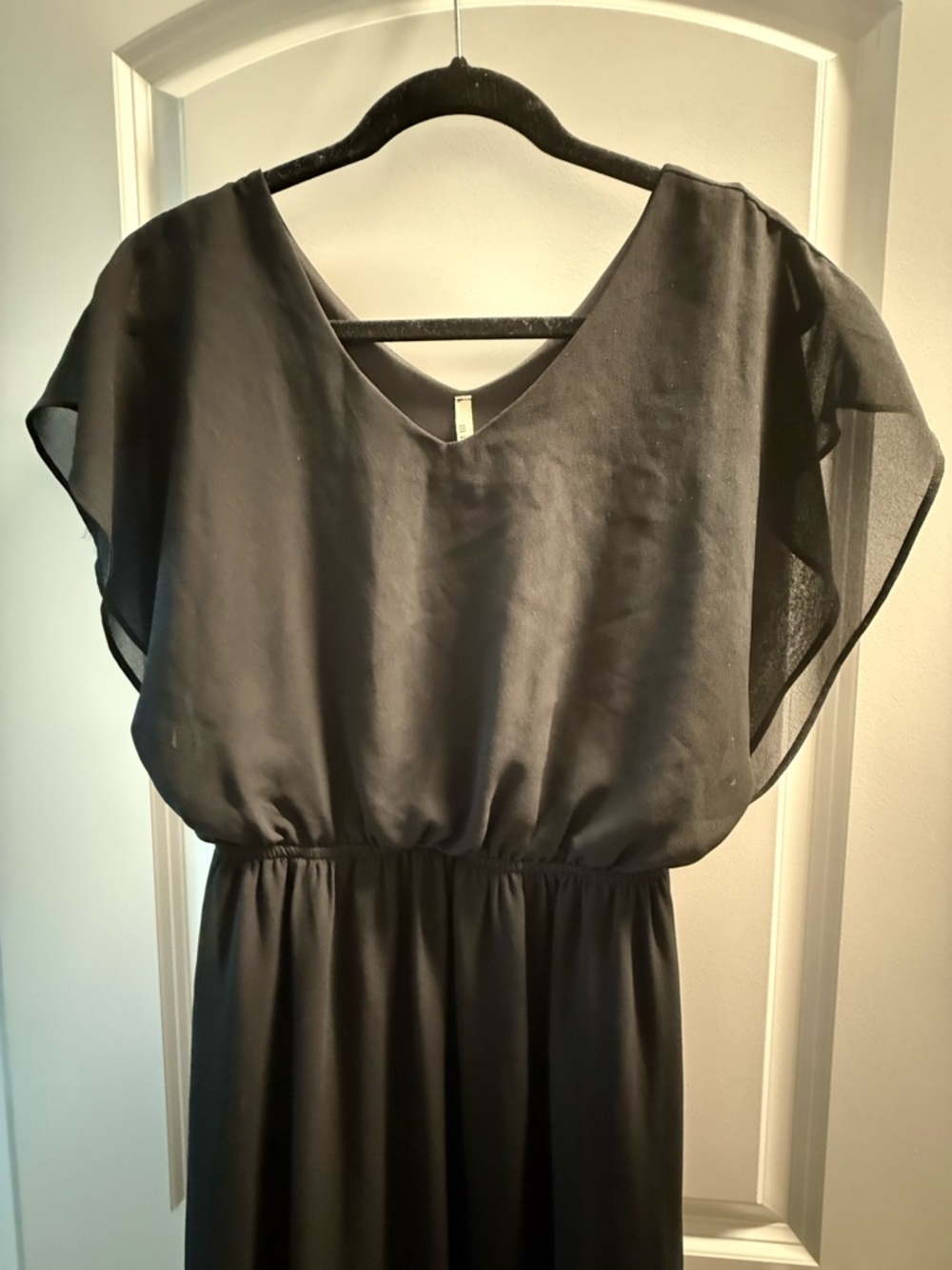 miami Black Maxi Dress with V-Neck and Flutter Sleeves